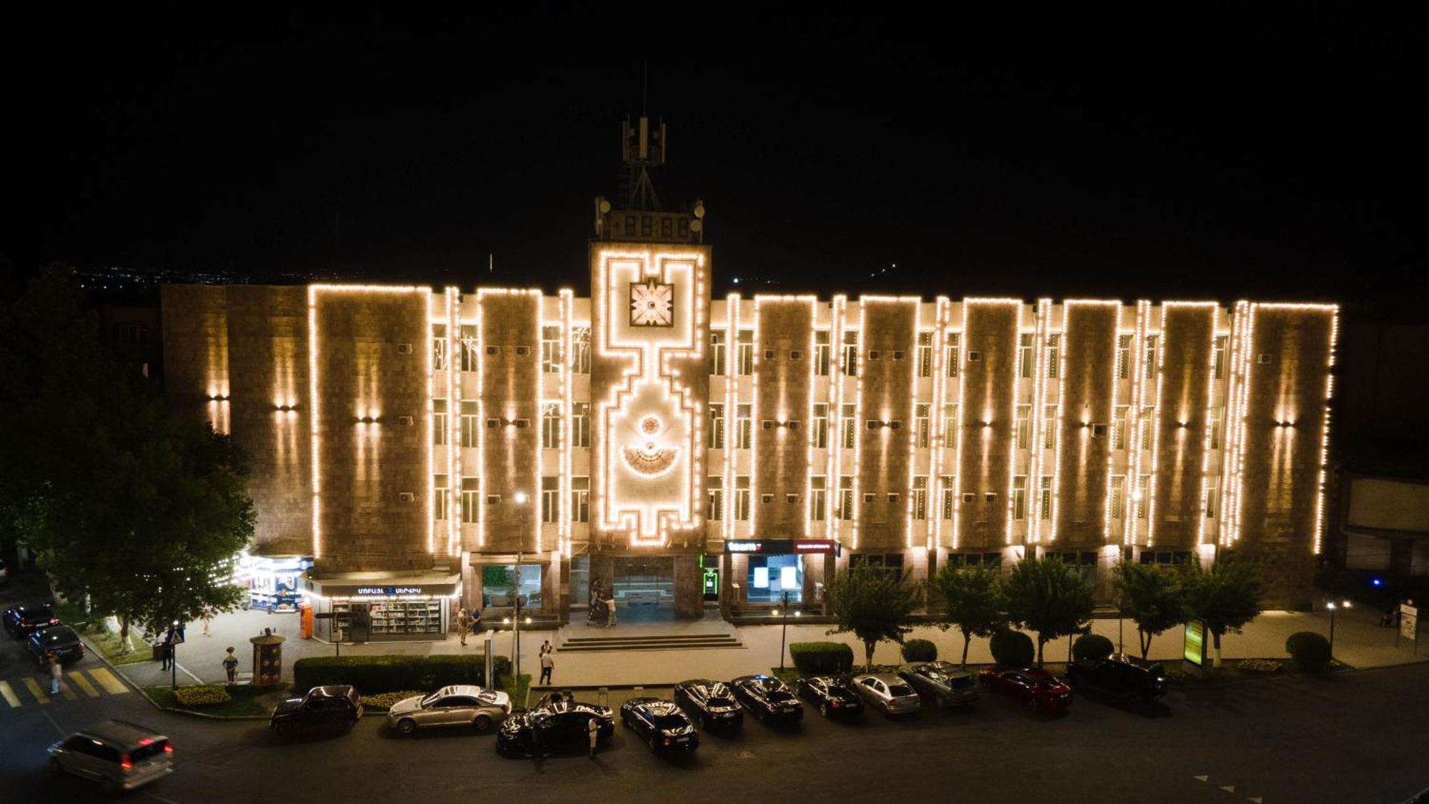 Richmind Hotel Vagharshapat ภายนอก รูปภาพ
