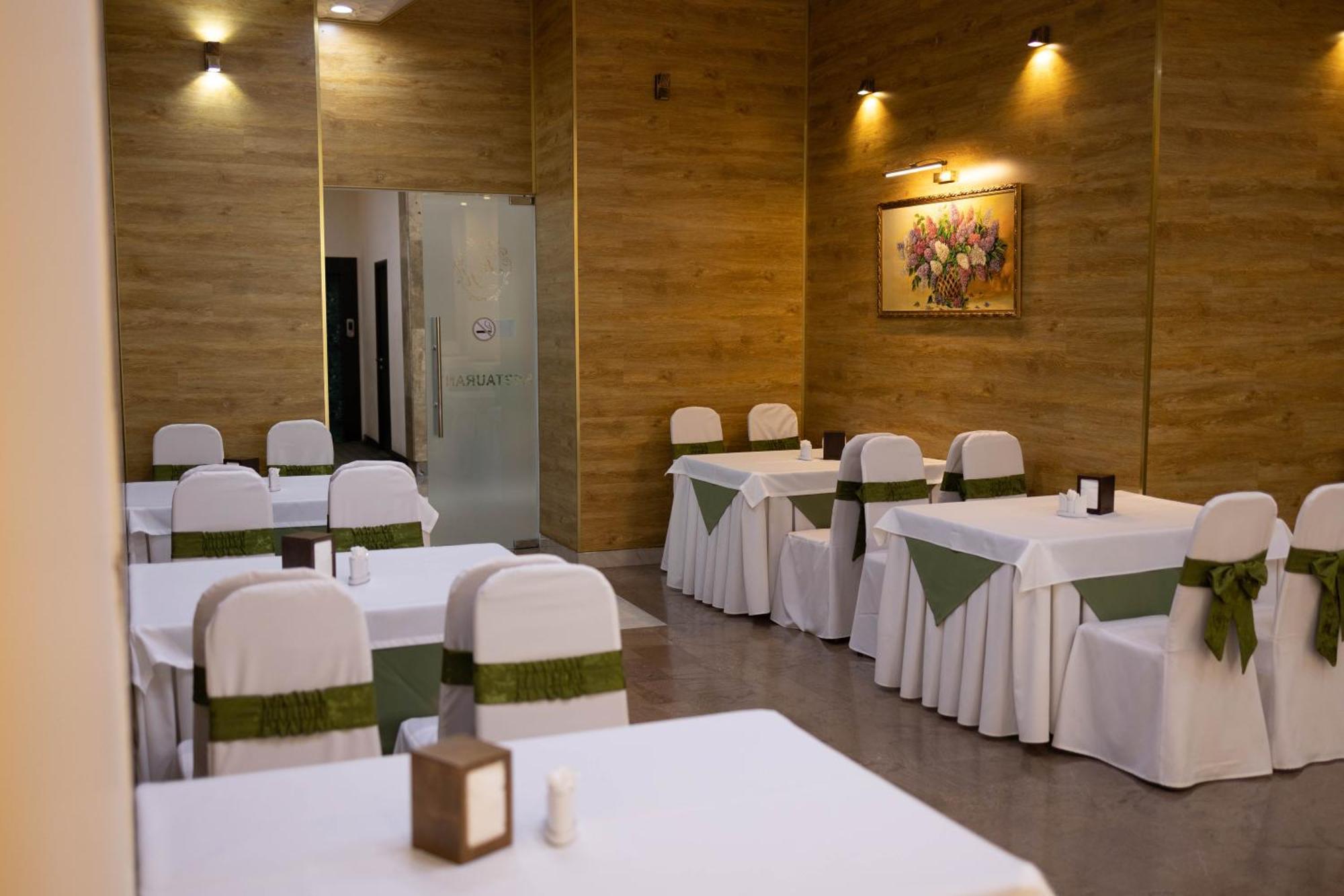 Richmind Hotel Vagharshapat ภายนอก รูปภาพ