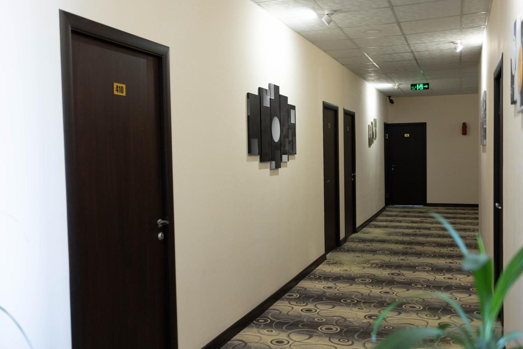 Richmind Hotel Vagharshapat ภายนอก รูปภาพ