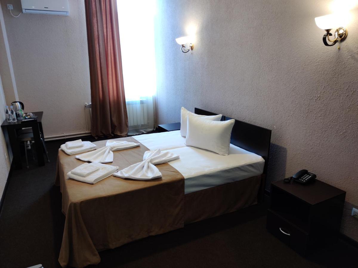 Richmind Hotel Vagharshapat ภายนอก รูปภาพ